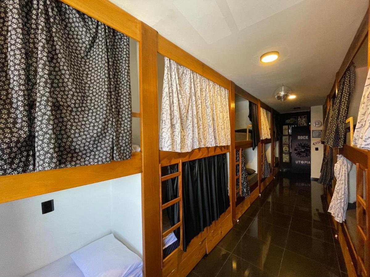 Utopia Hostel Апаресида Экстерьер фото