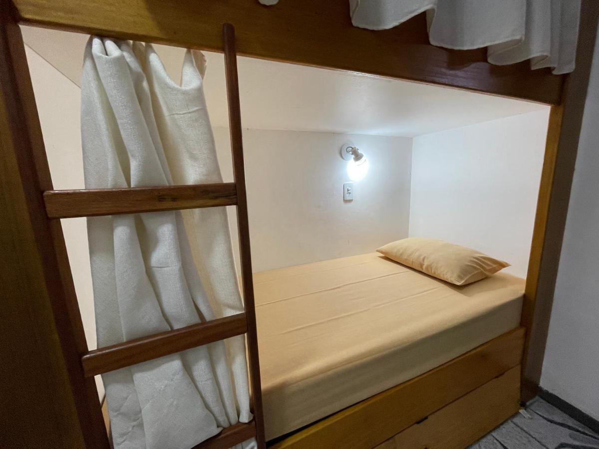 Utopia Hostel Апаресида Экстерьер фото
